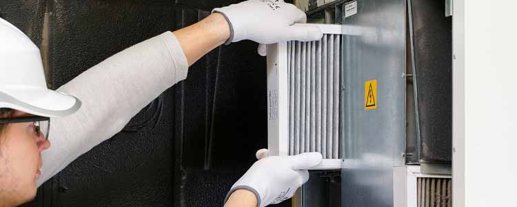 Replacing air filter